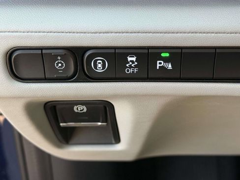 Used 2024 Acura MDX SH-AWD w/ Technology Package image 29