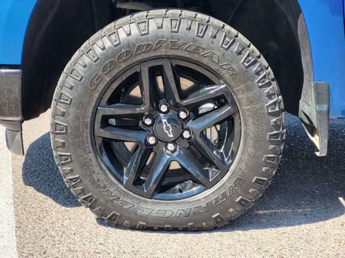 Used 2022 Chevrolet Silverado 1500 LT Trail Boss w/ Protection Package AWD/4WD image 7