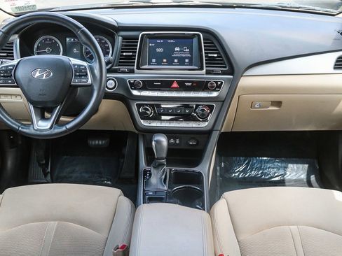 Used 2018 Hyundai Sonata SEL w/ Tech Package 02 image 11