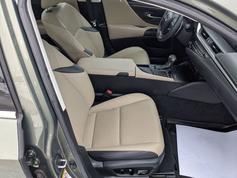 Used 2019 Lexus ES 350 w/ Premium Package image 29