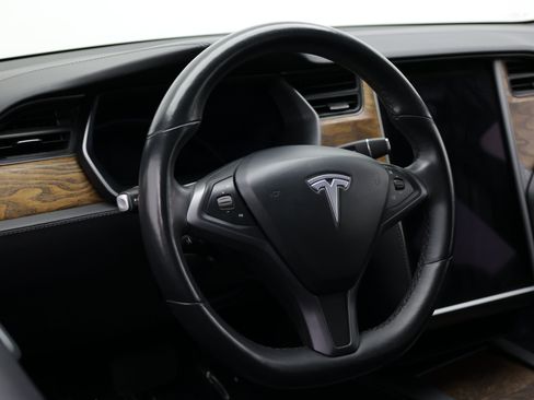 Used 2018 Tesla Model S 100D AWD/4WD image 10