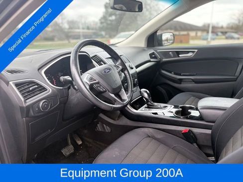 Used 2018 Ford Edge SEL image 12