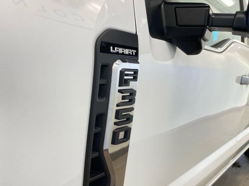 Used 2024 Ford F350 Lariat w/ Lariat Ultimate Package image 13