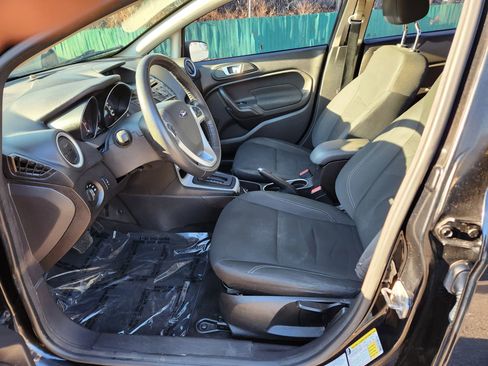Used 2016 Ford Fiesta SE image 23