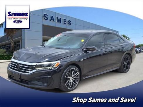 Used 2020 Volkswagen Passat 2.0T R-Line image 1