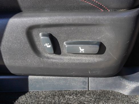 Used 2016 Toyota 4Runner Trail Premium image 25