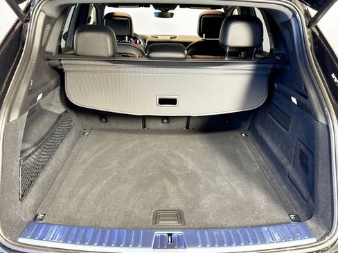 Used 2025 Porsche Cayenne image 22