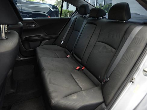 Used 2017 Honda Accord LX image 14