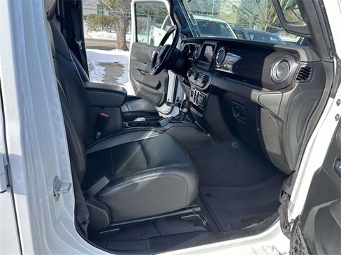 Certified 2021 Jeep Wrangler Unlimited Sahara image 21