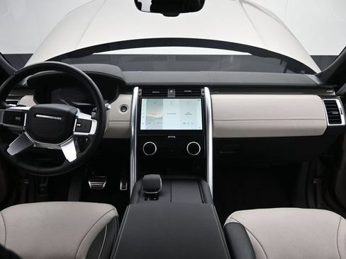 Used 2021 Land Rover Discovery HSE R-Dynamic AWD/4WD image 21