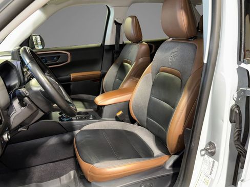 Used 2023 Ford Bronco Sport Outer Banks image 9