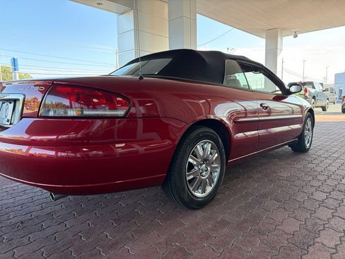 Used 2004 Chrysler Sebring Limited FWD image 10