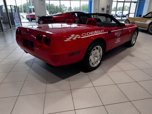Used 1994 Chevrolet Corvette Convertible image 2
