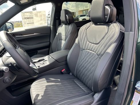 Used 2026 INFINITI QX60 Autograph w/ Dark Cargo Package AWD/4WD image 41