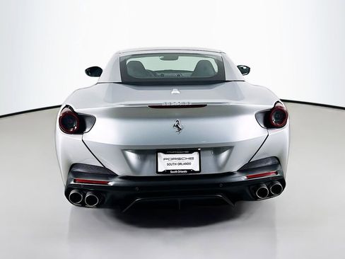 Used 2019 Ferrari Portofino image 10
