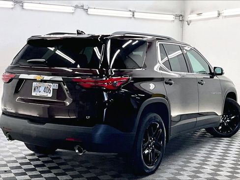 Used 2023 Chevrolet Traverse LT FWD image 12