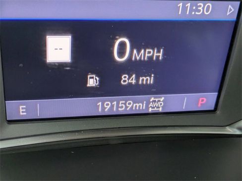 Used 2023 GMC Acadia SLE w/ Driver Convenience Package image 17