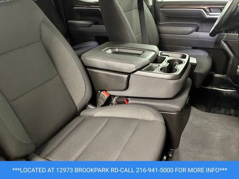 Used 2025 Chevrolet Silverado 1500 LT AWD/4WD image 23