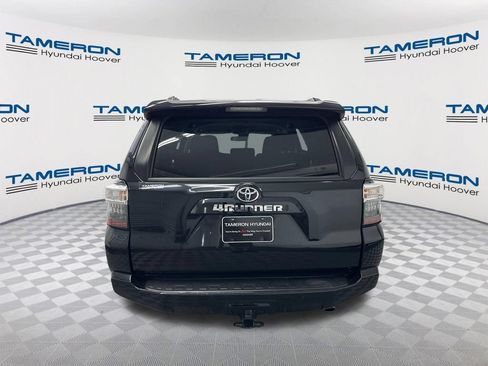 Used 2024 Toyota 4Runner SR5 AWD/4WD image 4