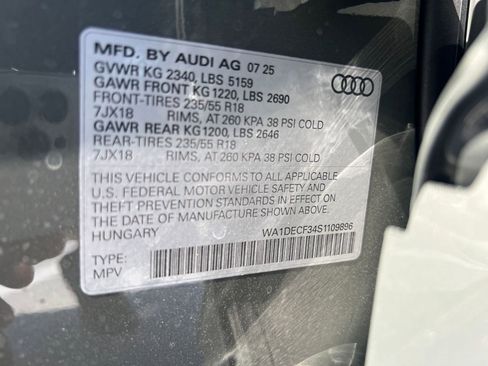 New 2025 Audi Q3 2.0T Premium image 21