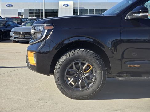 New 2026 Ford Expedition Tremor image 9