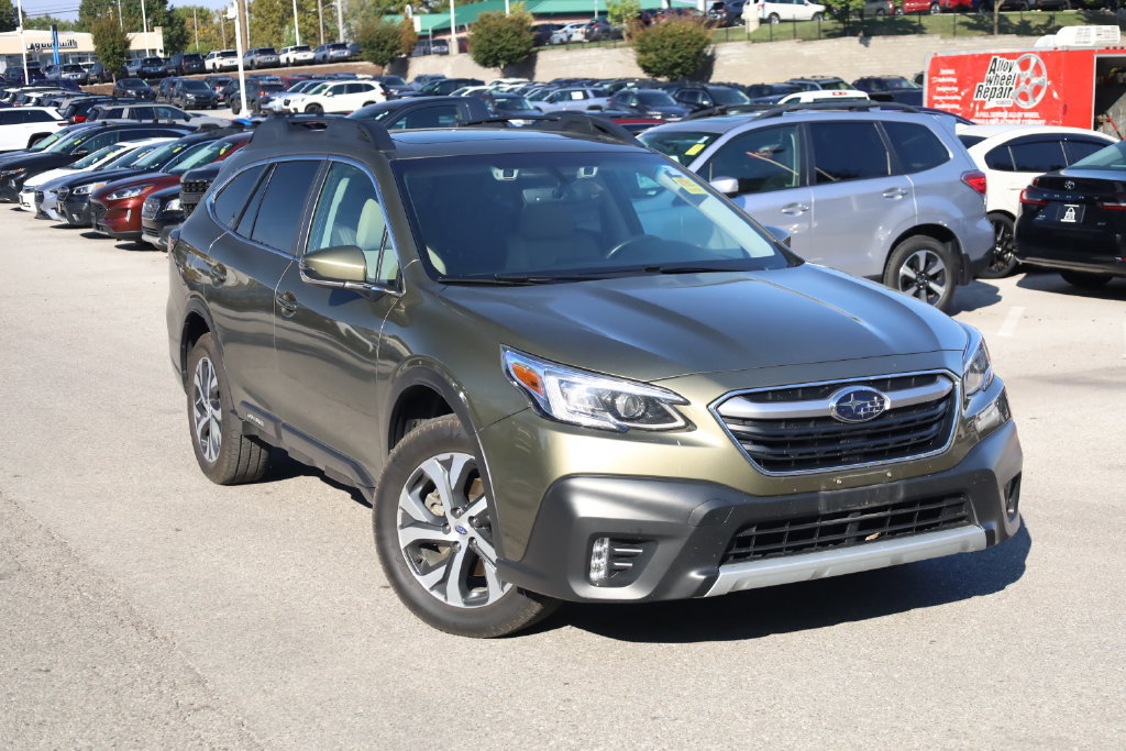 Used 2022 Subaru Outback Limited AWD/4WD image 2