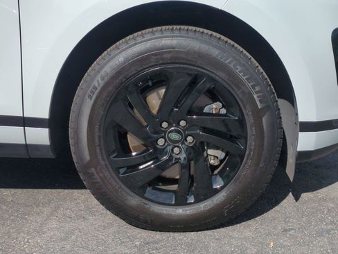 Used 2024 Land Rover Range Rover Evoque S image 9