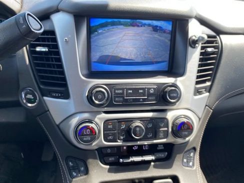 Used 2019 GMC Yukon SLT w/ Premium Edition AWD/4WD image 27