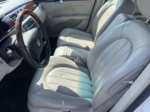 Used 2009 Buick Lucerne CXL FWD image 15