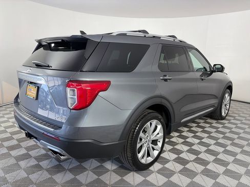 Used 2023 Ford Explorer Platinum w/ Technology Package AWD/4WD image 7