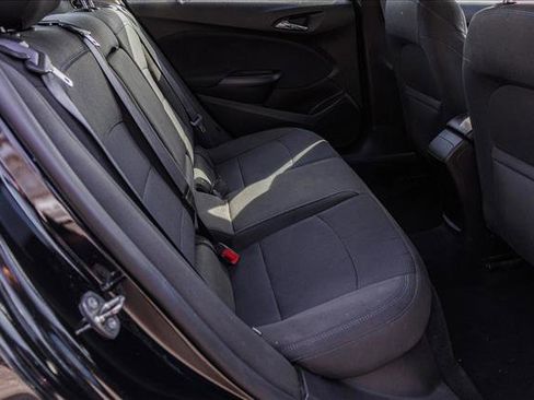 Used 2016 Chevrolet Cruze LT image 25