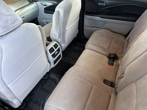 Used 2019 Honda Pilot EX image 14