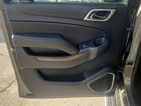 Used 2018 GMC Yukon XL Denali w/ Open Road Package image 30