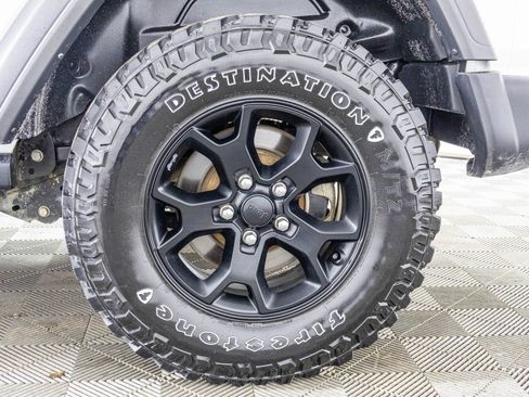 Used 2021 Jeep Wrangler Willys w/ LED Headlamp & Fog Lamp Group image 87