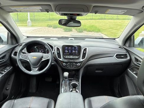 Used 2023 Chevrolet Equinox Premier AWD/4WD image 13