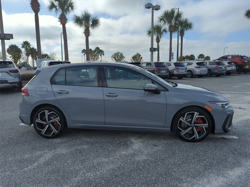New 2026 Volkswagen GTI SE image 3
