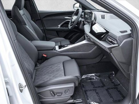 New 2026 Audi SQ5 Premium Plus AWD/4WD image 25
