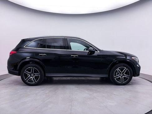 Used 2024 Mercedes-Benz GLC 300 w/ AMG Line image 41