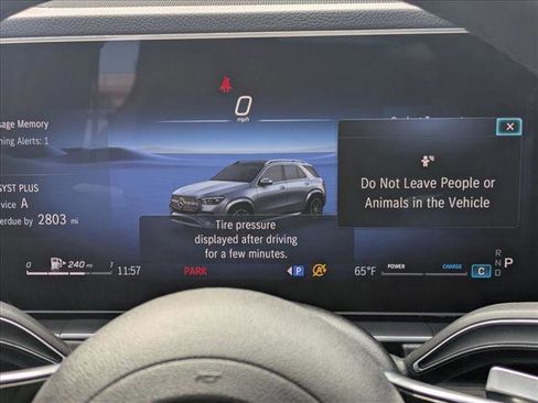 Used 2025 Mercedes-Benz GLE 350 4MATIC image 10