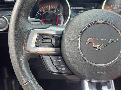 Used 2022 Ford Mustang Coupe w/ Black Accent Package RWD image 19