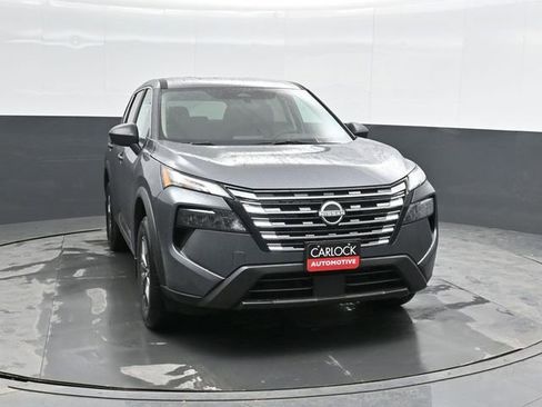 New 2026 Nissan Rogue S image 5