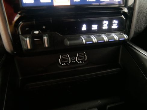 Used 2022 RAM 1500 Laramie w/ Sport Appearance Package AWD/4WD image 29