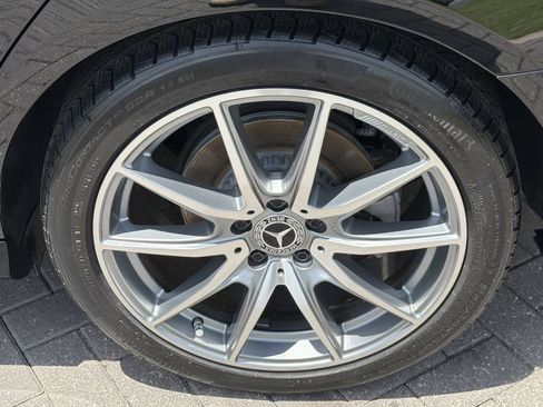 Used 2022 Mercedes-Benz E 350 Sedan image 31