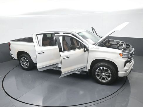 Used 2024 Chevrolet Silverado 1500 High Country image 80