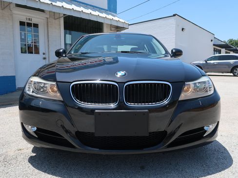 Used 2011 BMW 328i xDrive Sedan AWD/4WD image 9