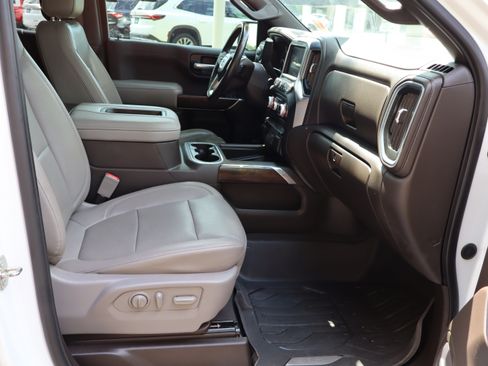 Used 2020 GMC Sierra 1500 SLT w/ SLT Premium Plus Package AWD/4WD image 29