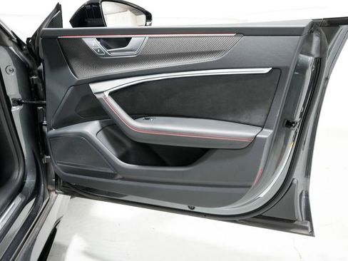 Used 2023 Audi RS 7 Sportback w/ Black Optic Package image 38