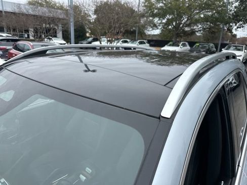 Used 2025 Mercedes-Benz GLE 450 4MATIC image 12