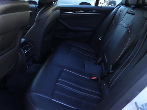 Used 2018 BMW 530i 530i image 12