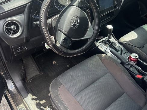 Used 2018 Toyota Corolla LE FWD image 7